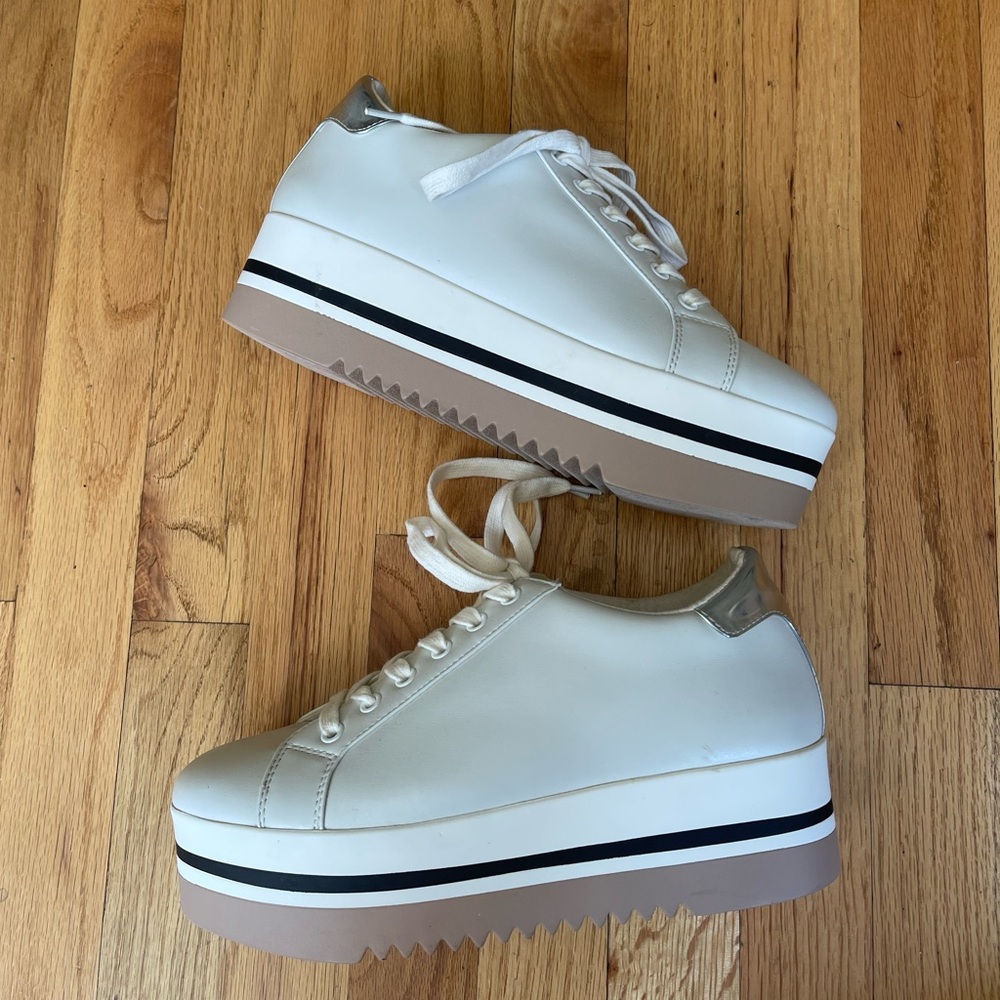 Steve Madden Platform Sneakers. Size 9.5